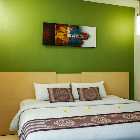 Lombok Plaza Hotel And Convention Mataram Exteriér fotografie