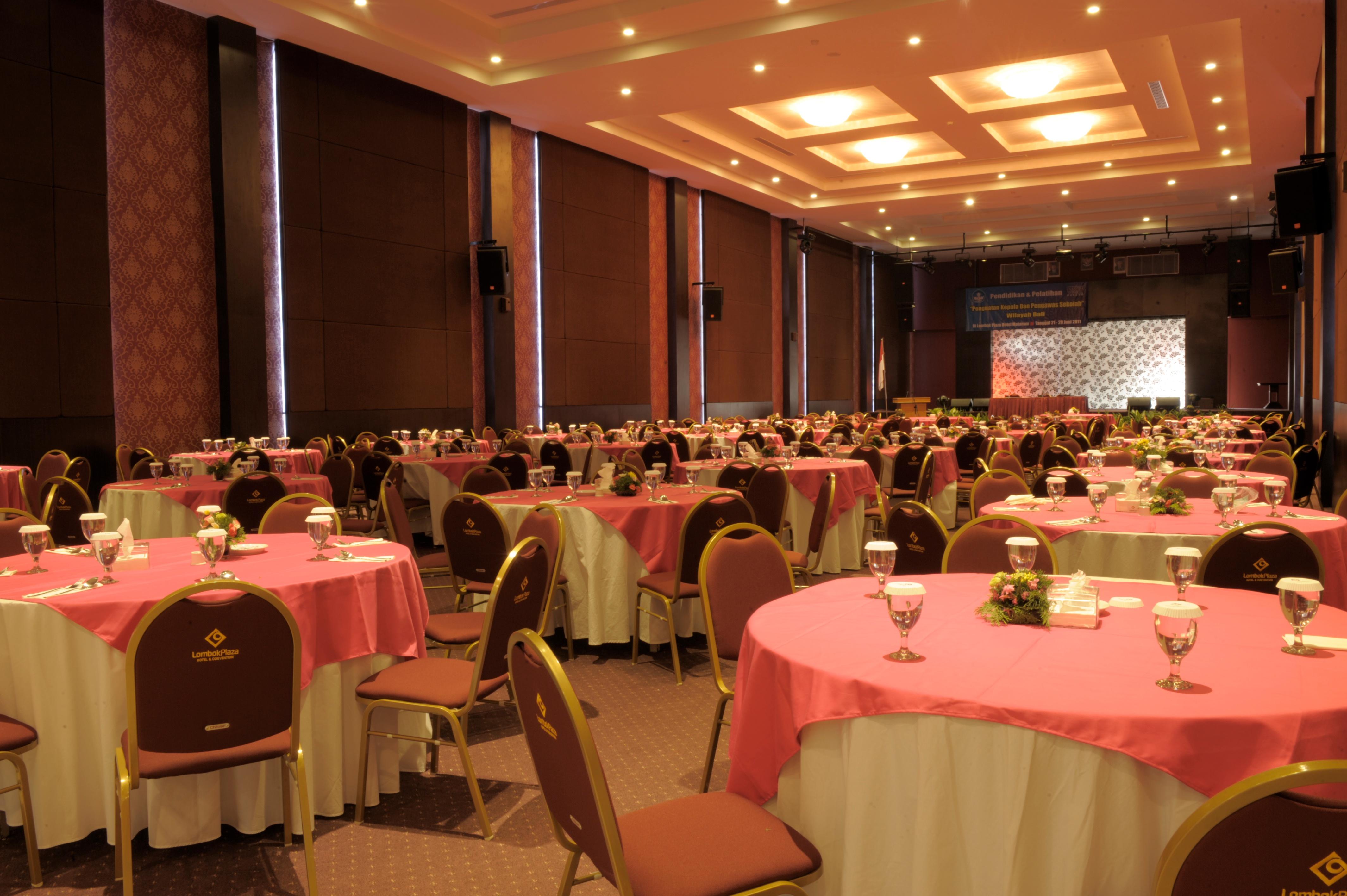 Lombok Plaza Hotel And Convention Mataram Exteriér fotografie