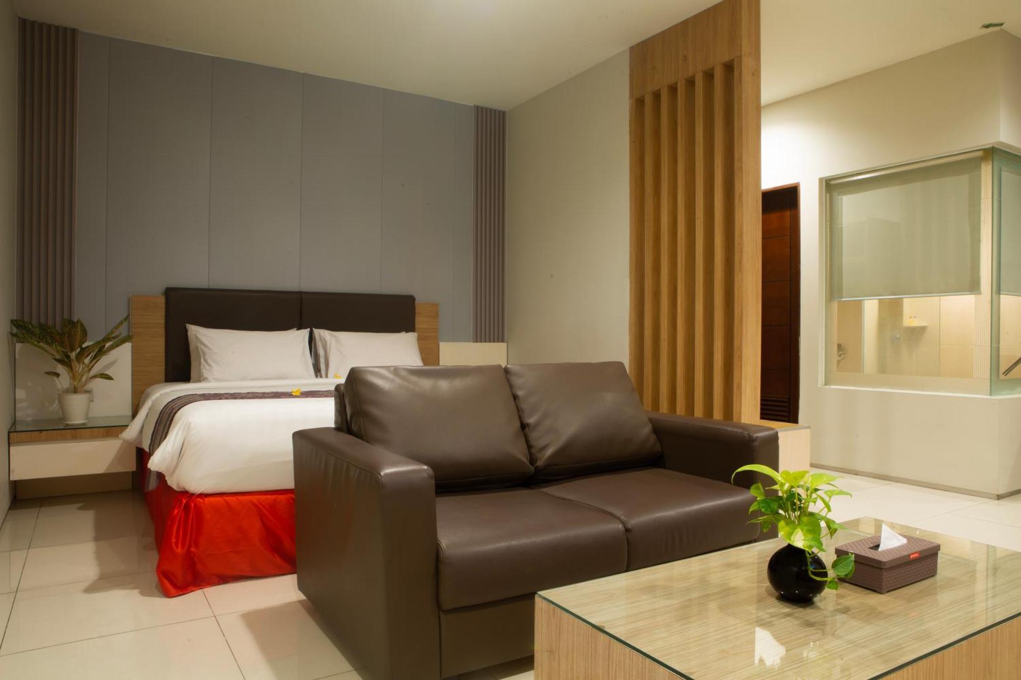 Lombok Plaza Hotel And Convention Mataram Exteriér fotografie