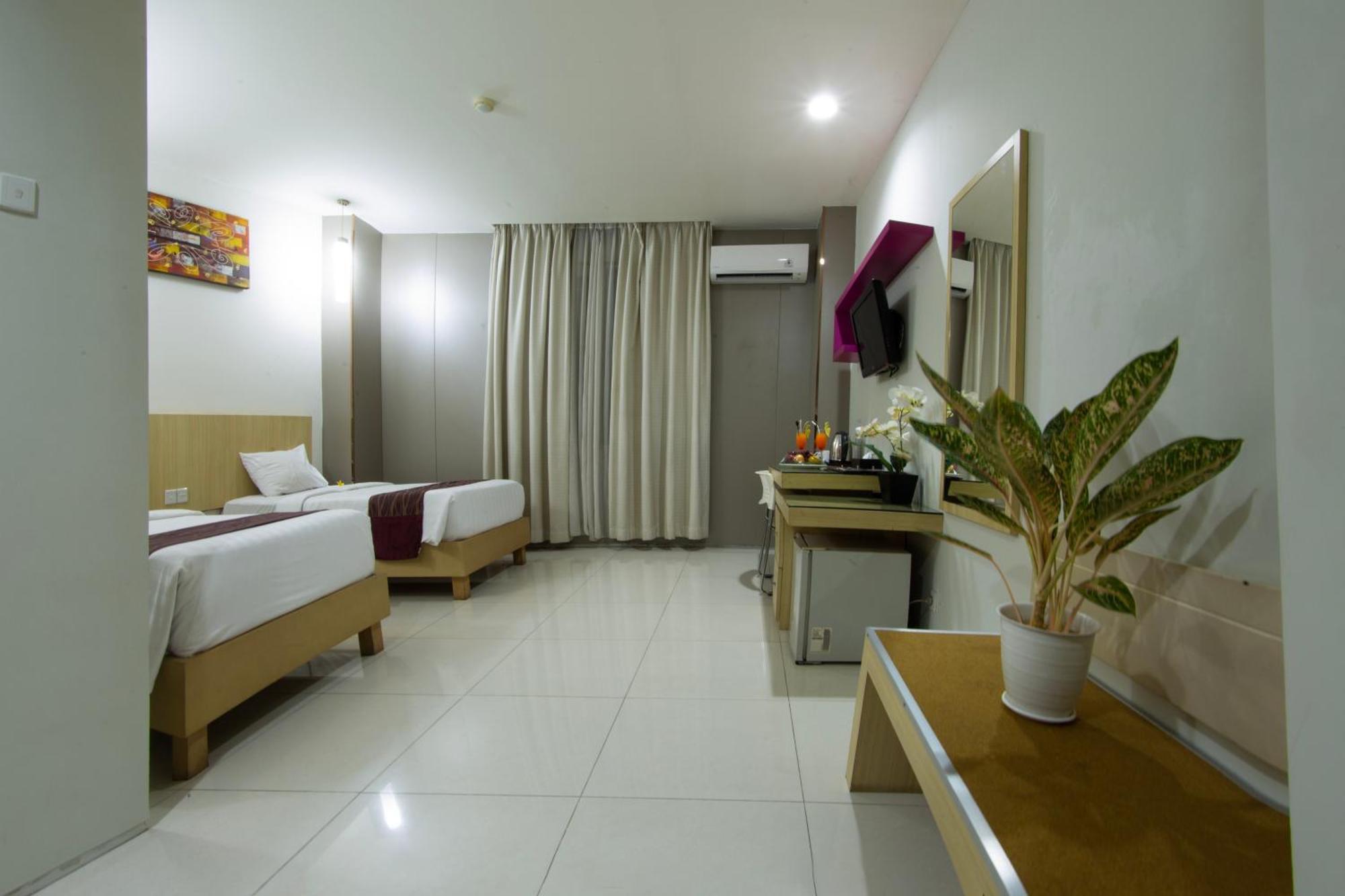 Lombok Plaza Hotel And Convention Mataram Exteriér fotografie