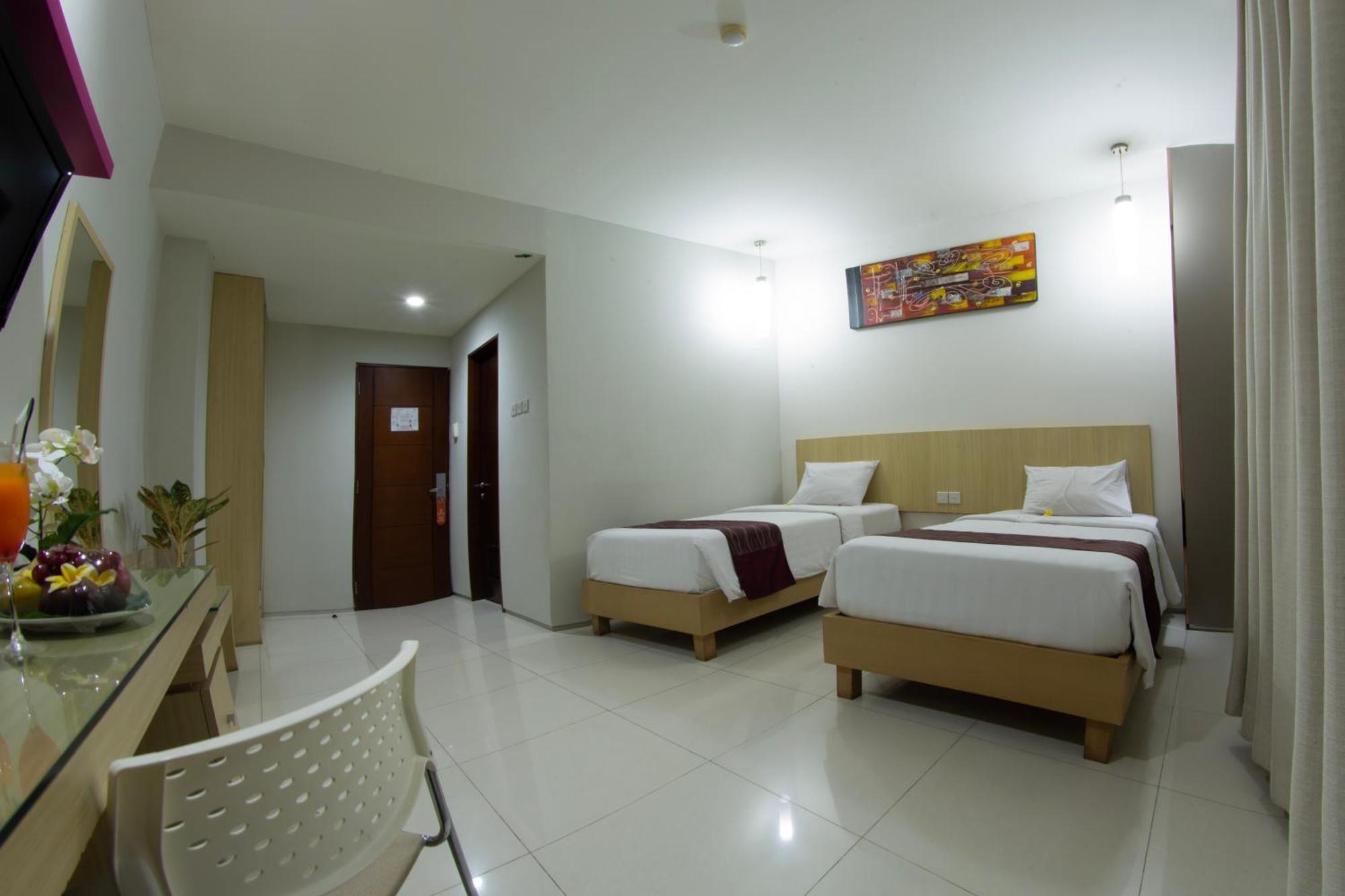 Lombok Plaza Hotel And Convention Mataram Exteriér fotografie