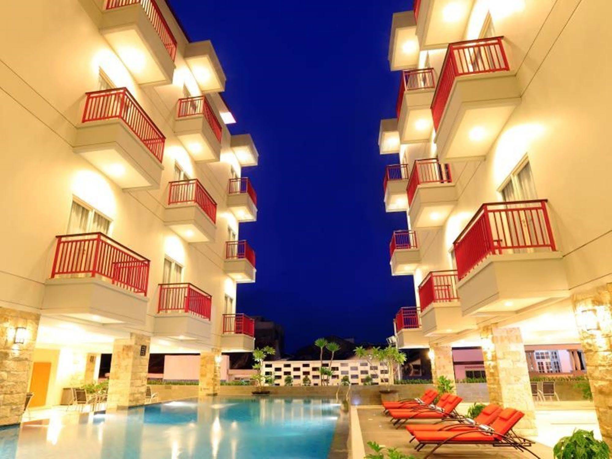 Lombok Plaza Hotel And Convention Mataram Exteriér fotografie