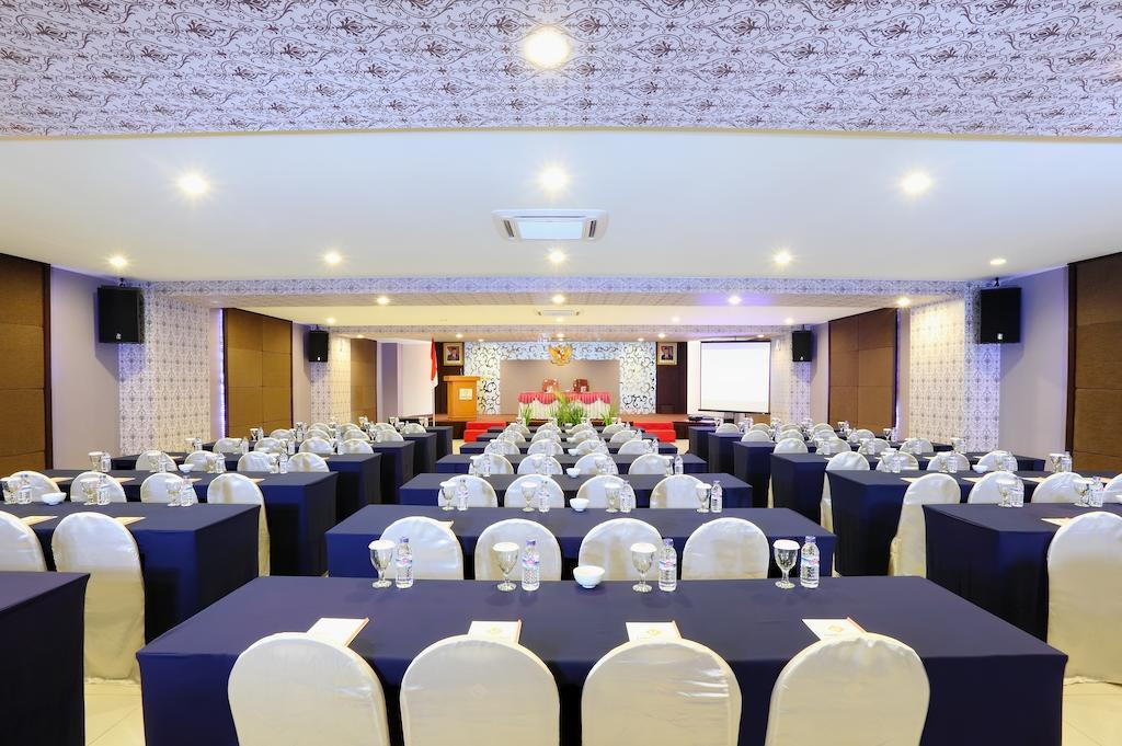 Lombok Plaza Hotel And Convention Mataram Exteriér fotografie