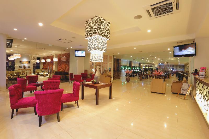 Lombok Plaza Hotel And Convention Mataram Exteriér fotografie